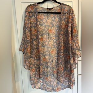 American Eagle floral kimono